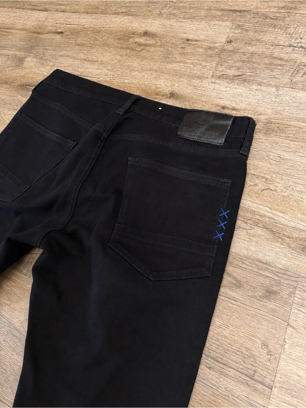 Scotch & Soda • Men’s Essential Ralston Slim Jeans